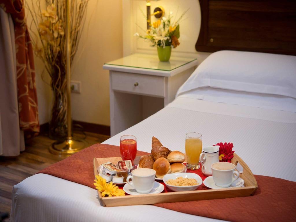 Residenza Domiziano Bed & Breakfast Roma Exterior foto
